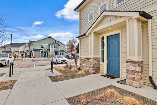 Building Photo - 17065 N Hounslow Wy