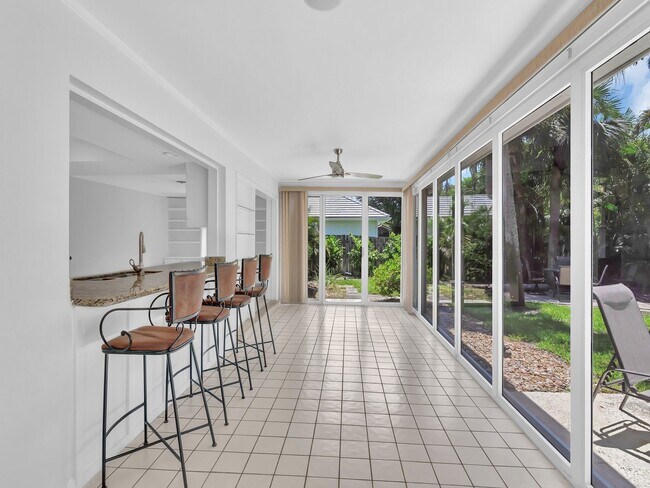 Building Photo - 1425 Treasure Cove Ln