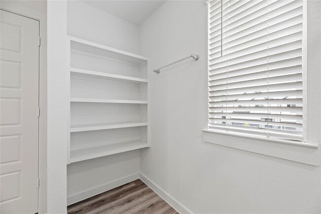Building Photo - 3217 Rainwood Gate Dr