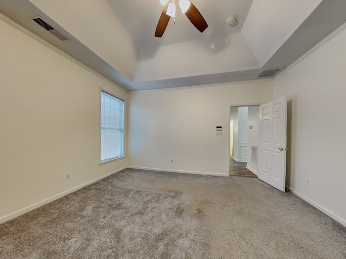 Building Photo - 5859 Crimson Oak Ct