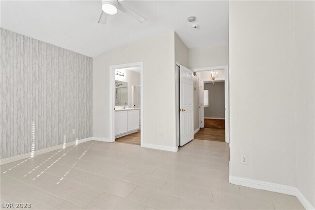 Building Photo - 5370 Cholla Cactus Ave