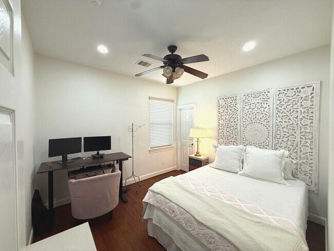 Building Photo - 3638 Apple Grove Dr