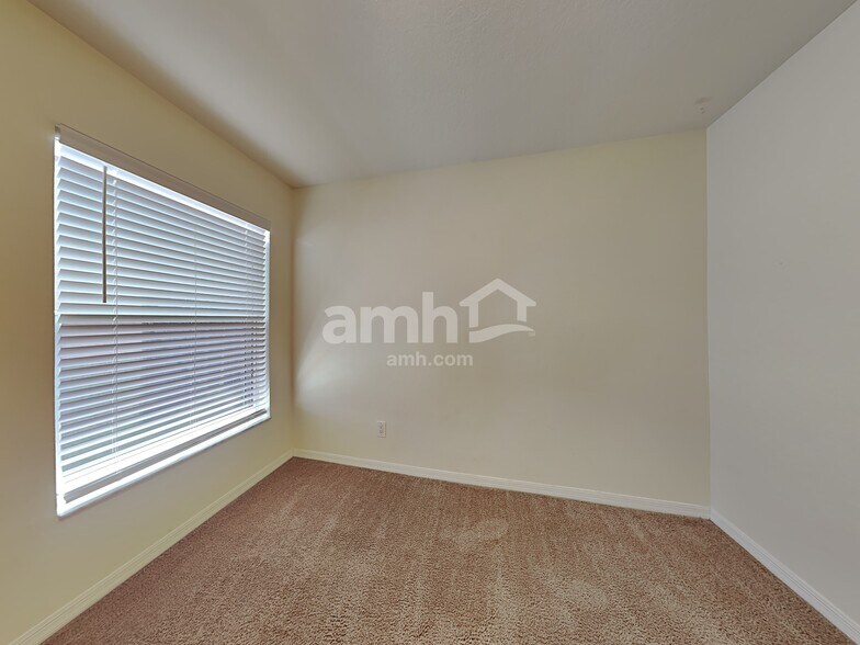 Building Photo - 11906 Timberhill Dr