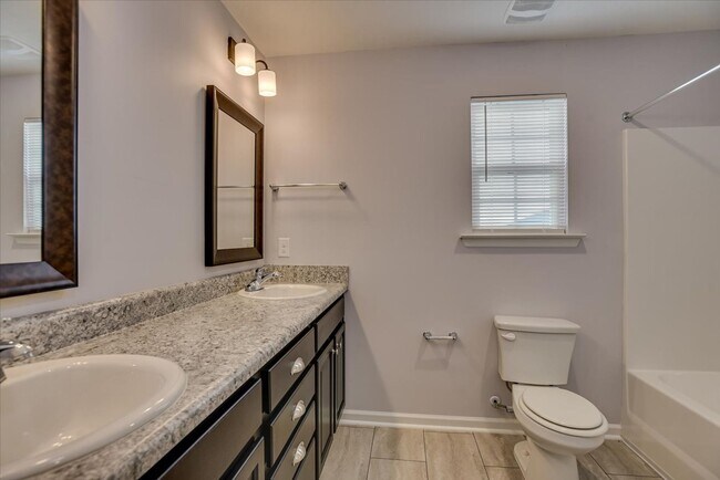 Building Photo - 5286 Copse Dr