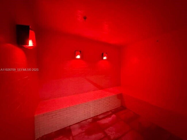 Building Photo - 1850 S Ocean Dr