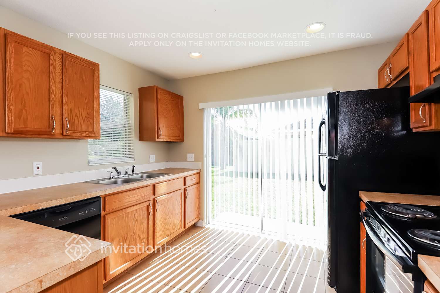 Building Photo - 10416 Avelar Ridge Dr