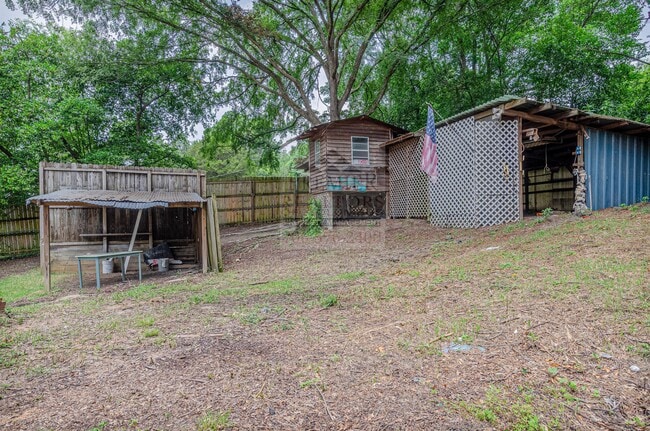 Building Photo - 5724 Sanford Ave