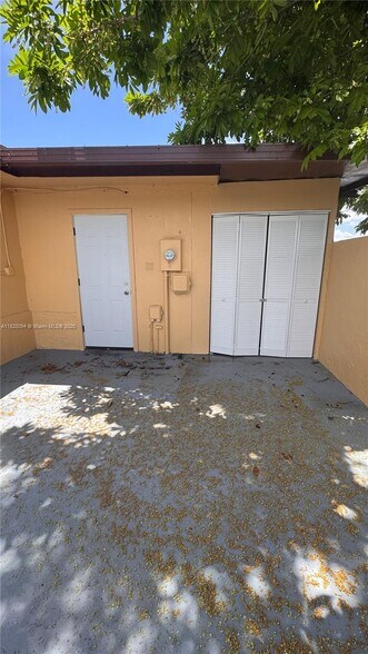 Building Photo - 3019 NW 204th Ter