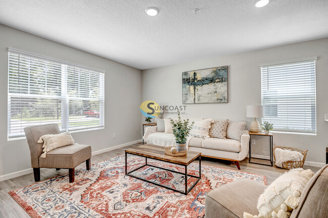 Building Photo - 6487 Breezy Oaks Wy