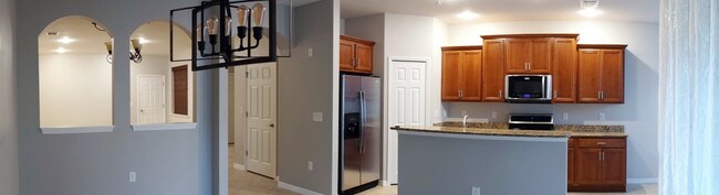 Building Photo - Stonehaven Condo