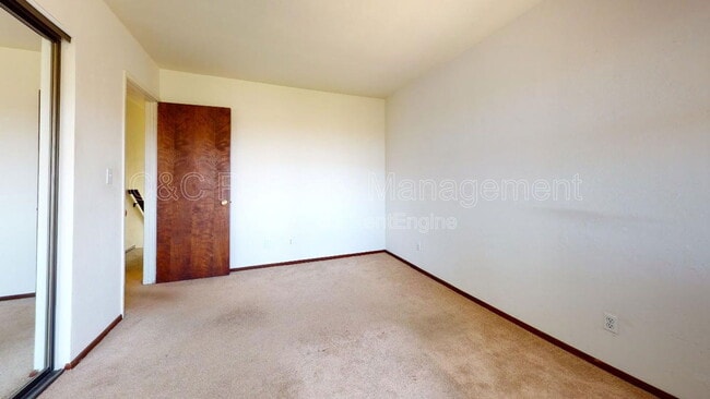 Building Photo - 15460 Weather Rock Way