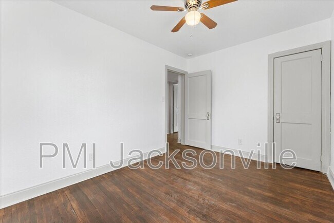 Building Photo - 3694 Grandy Ave