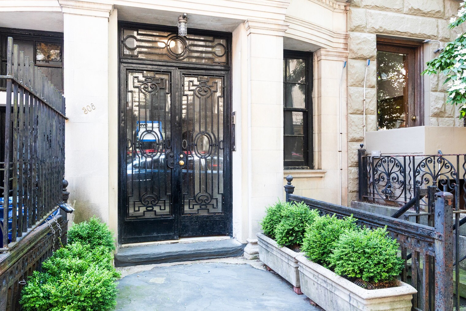 Building Photo - 308 W 107th St