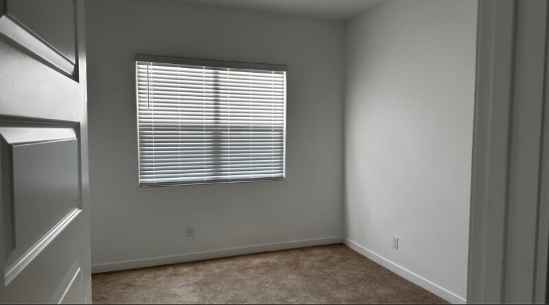Building Photo - 4011 W Estes Way