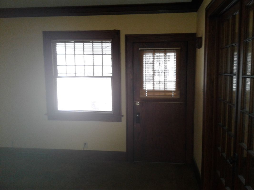 Building Photo - 2065 S 5th St