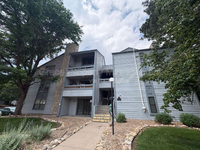 Building Photo - 14091 E Tufts Dr