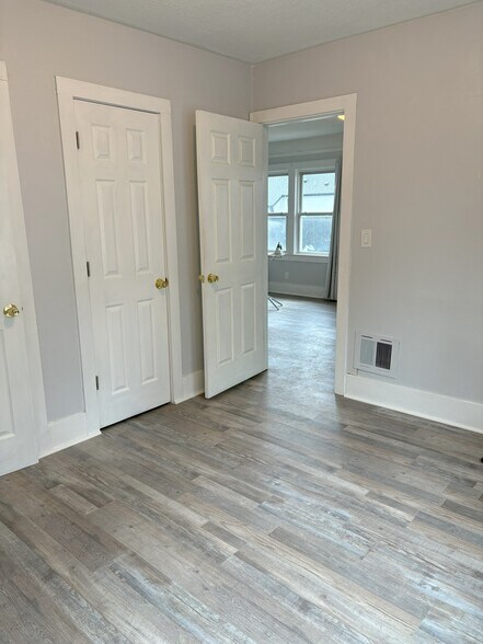 bedroom from another angle - 445 16th St SE