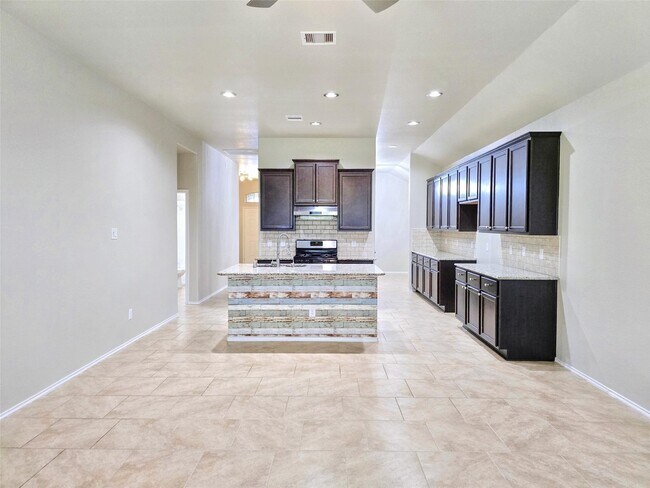 Building Photo - 23619 Balzano Ct
