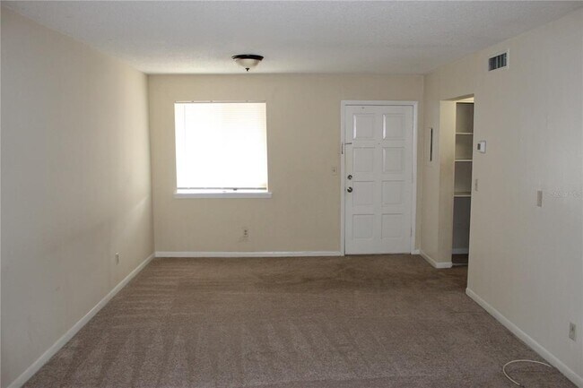 Building Photo - 6306 Newtown Cir