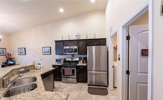 Building Photo - 5708 Trevino Way