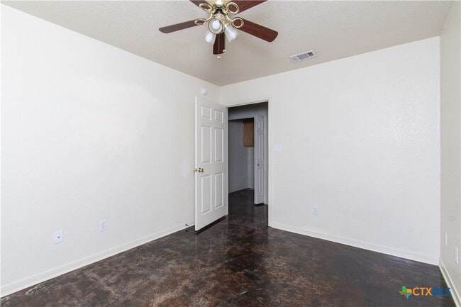 Building Photo - 1611 Ute Trail