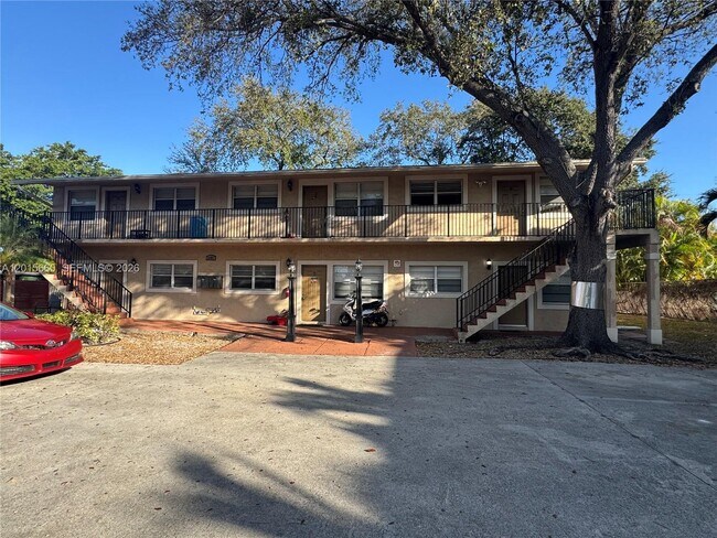 Building Photo - 1101 Prospect Rd