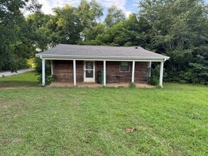 Building Photo - 1001 Co Rd 119