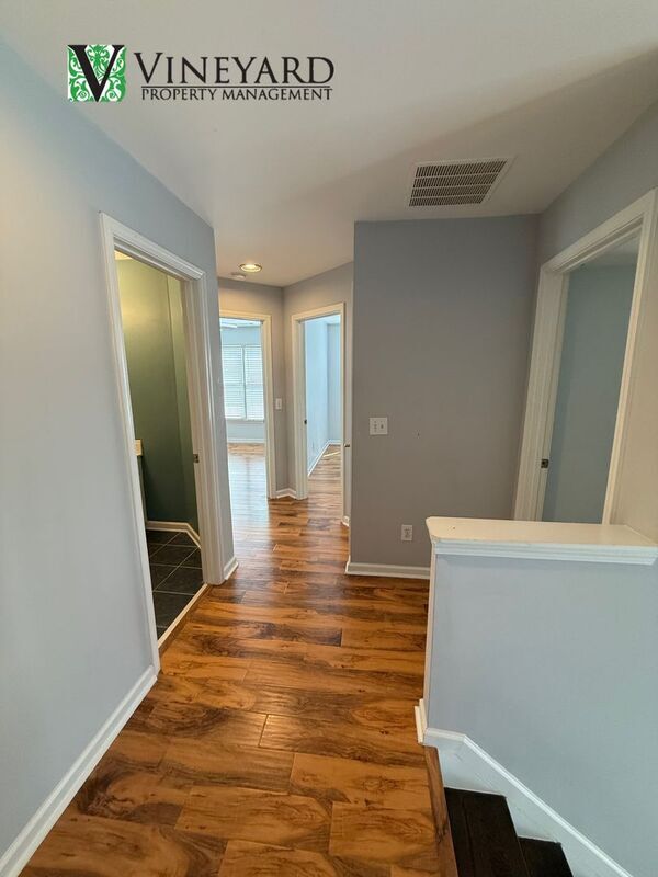 Building Photo - 3313 Hidden Trail Rd SE