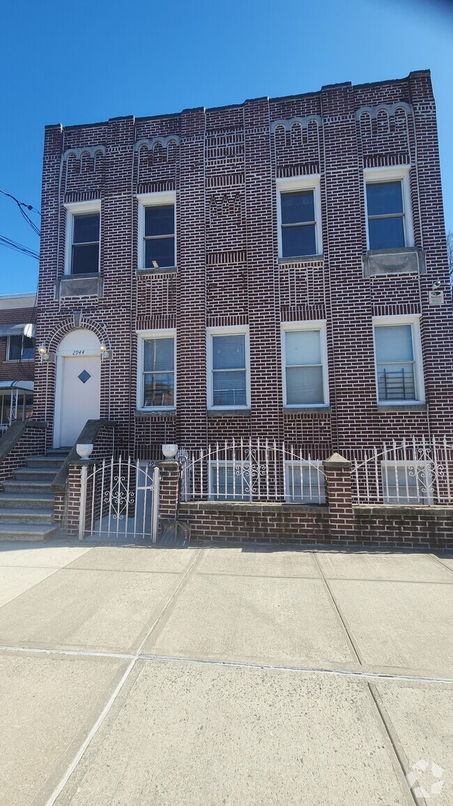 Exterior of House - 2944 Waterbury Ave