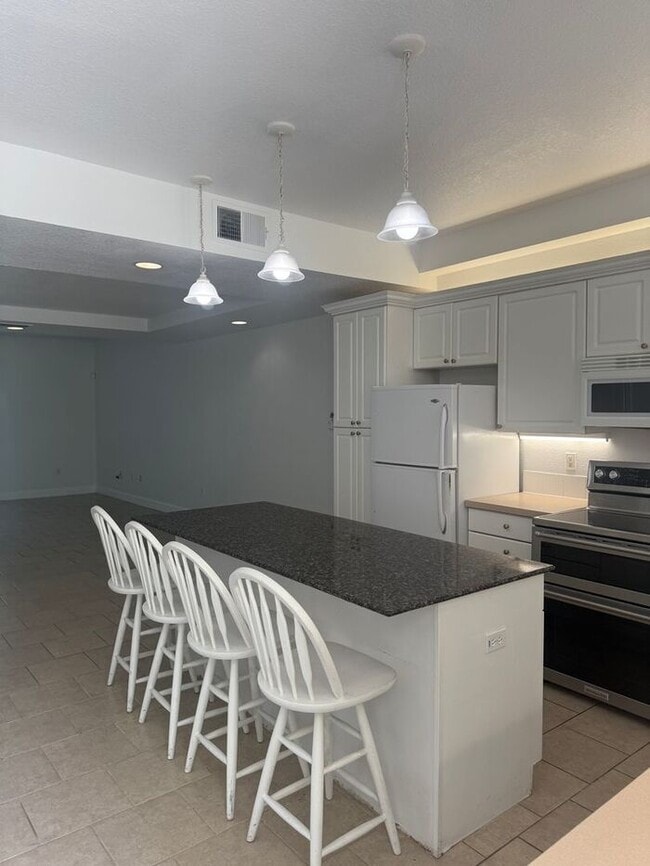 Building Photo - Townhome in Heritage Key, Kissimmee