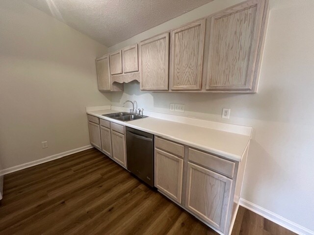 Building Photo - 905 Hanahan Ct