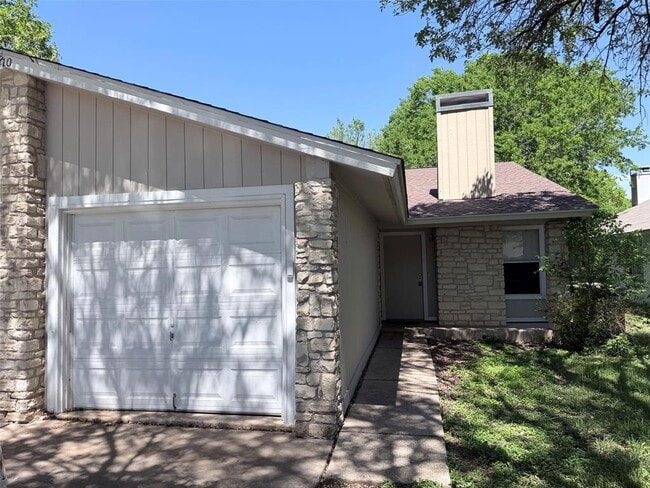 Building Photo - 410 Linden St