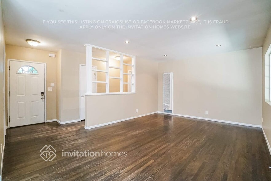 Building Photo - 14249 Hoyt St