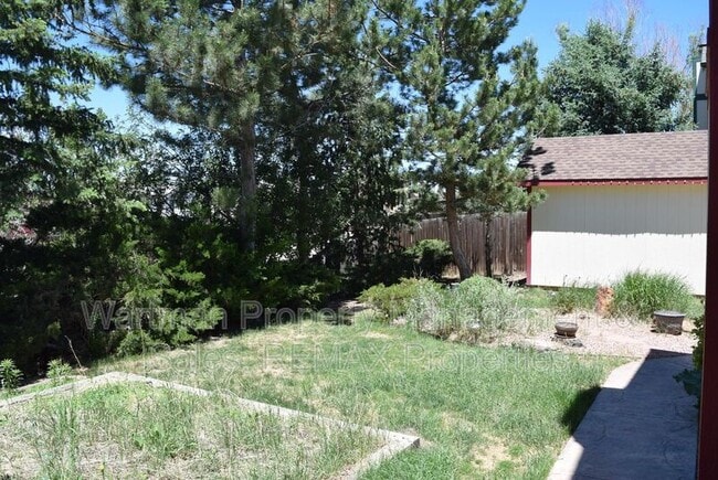 Building Photo - 2860 Frazier Ln
