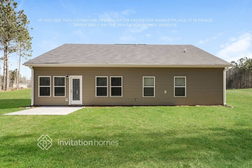 Building Photo - 323 Amelia Ln