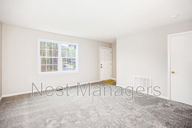 Building Photo - 828 Pilot Ave