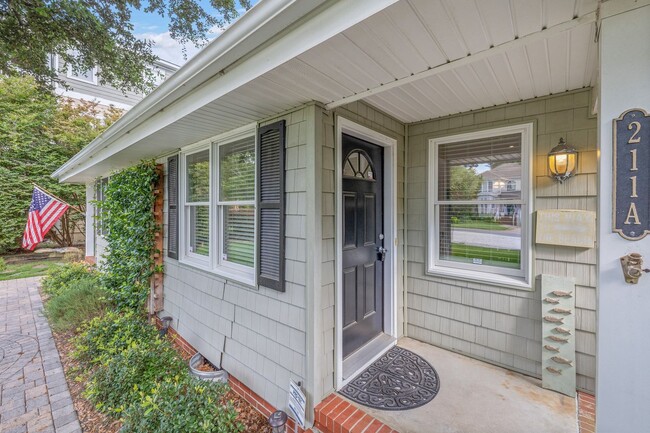 Building Photo - North End