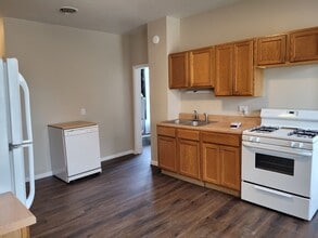 Building Photo - Sunshine