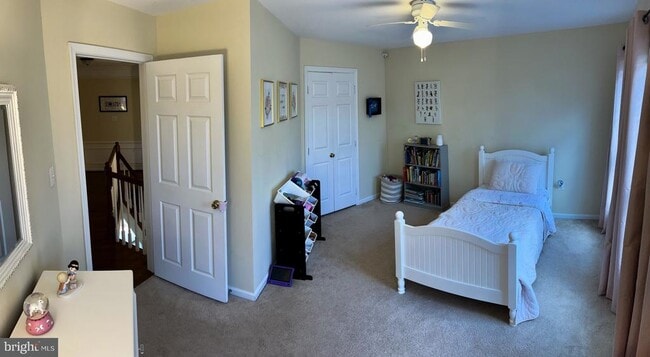 Building Photo - 46812 Backwater Dr