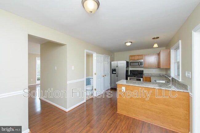 Building Photo - 257 Maple Wreath Ct