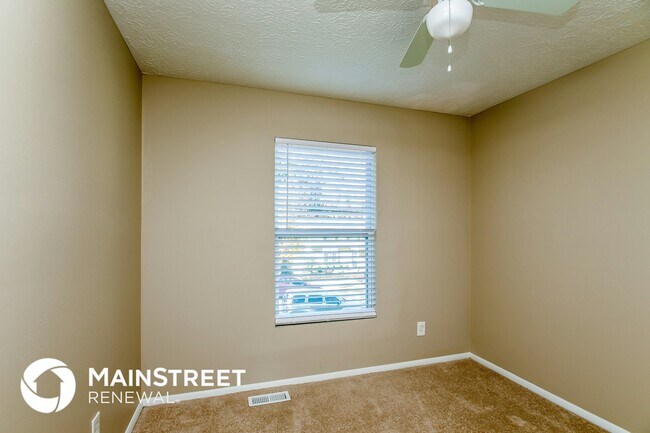 Building Photo - 4815 White Oak Trail