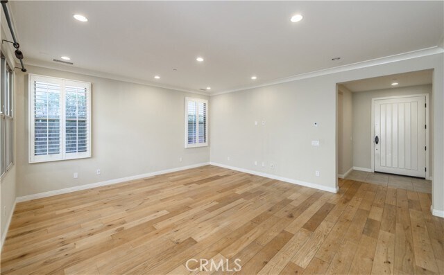 Building Photo - 70 Nassau