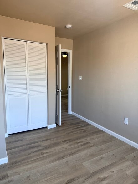 Building Photo - 774 M Acuna Ave
