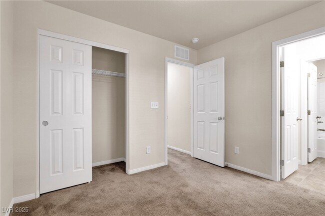 Building Photo - 9053 S Winthrop Springs Rd