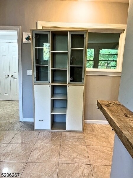 Building Photo - 200 Roseland Ave