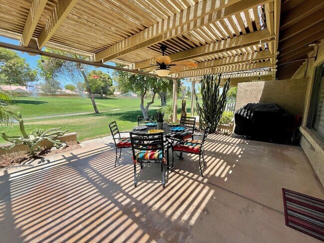 Building Photo - 41539 Woodhaven Dr W