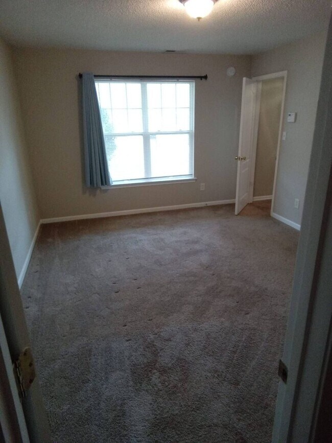 Building Photo - Great Home Close To Historical Downtown Matthews!