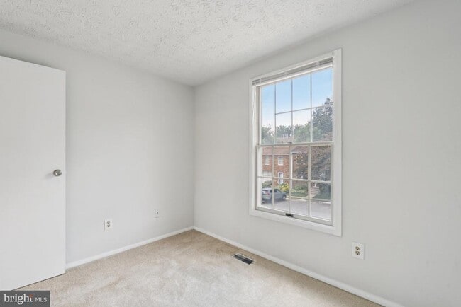 Building Photo - 7994 Tyson Oaks Cir