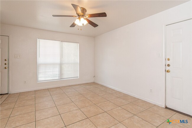 Building Photo - 4303 Alan Kent Dr