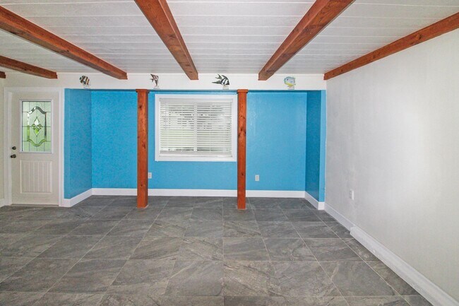 Building Photo - Circlewood Annual Condo for Rent